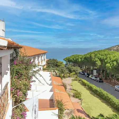 Szálloda Club Cormorano 4*