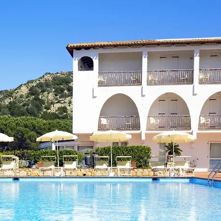 Club Cormorano Hotel