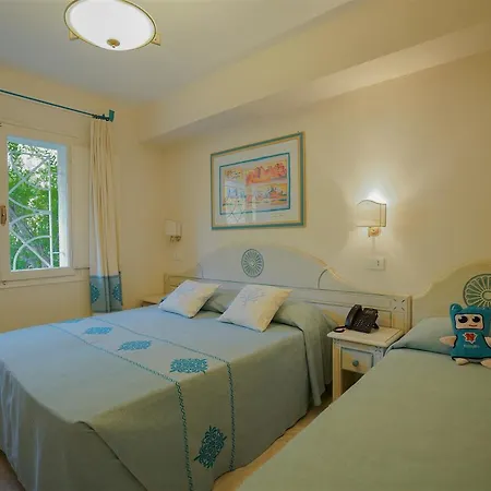 Club Cormorano 4* Baja Sardinia