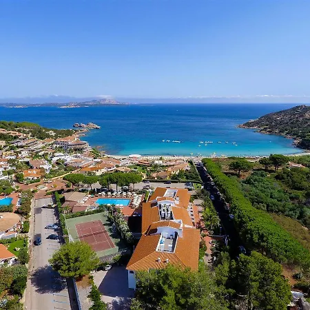 Club Cormorano 4* Baja Sardinia