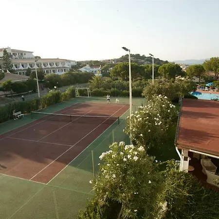 Club Cormorano מלון