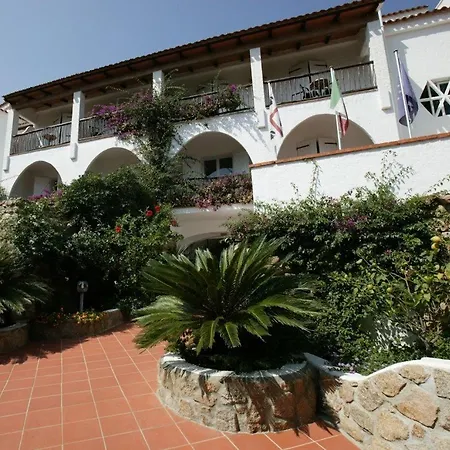 Szálloda Club Cormorano Baja Sardinia