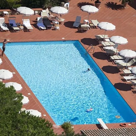 Club Cormorano ホテル 4*
