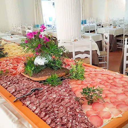 Club Cormorano Szálloda Baja Sardinia