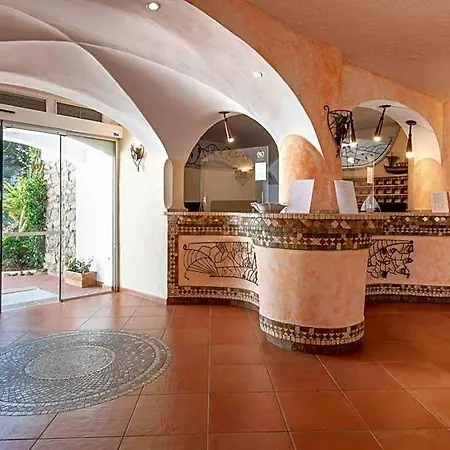 Hotel Club Cormorano 4*