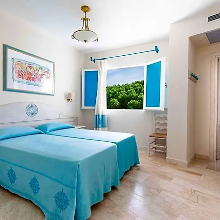 Club Cormorano Szálloda 4*