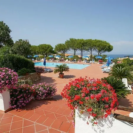 Otel Club Cormorano 4*