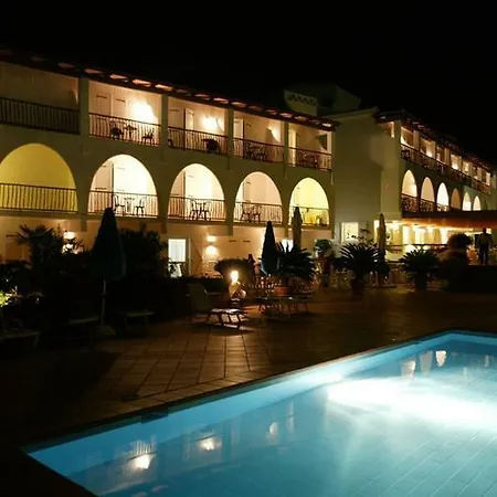 Club Cormorano Szálloda