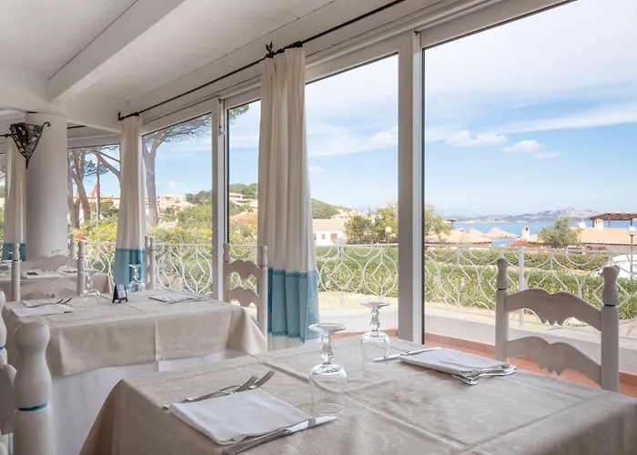 Club Cormorano Hotel 4*