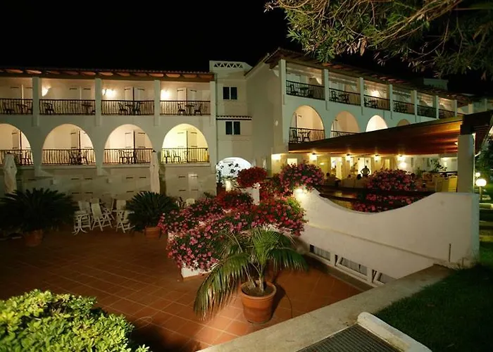 Club Cormorano Hotel 4*
